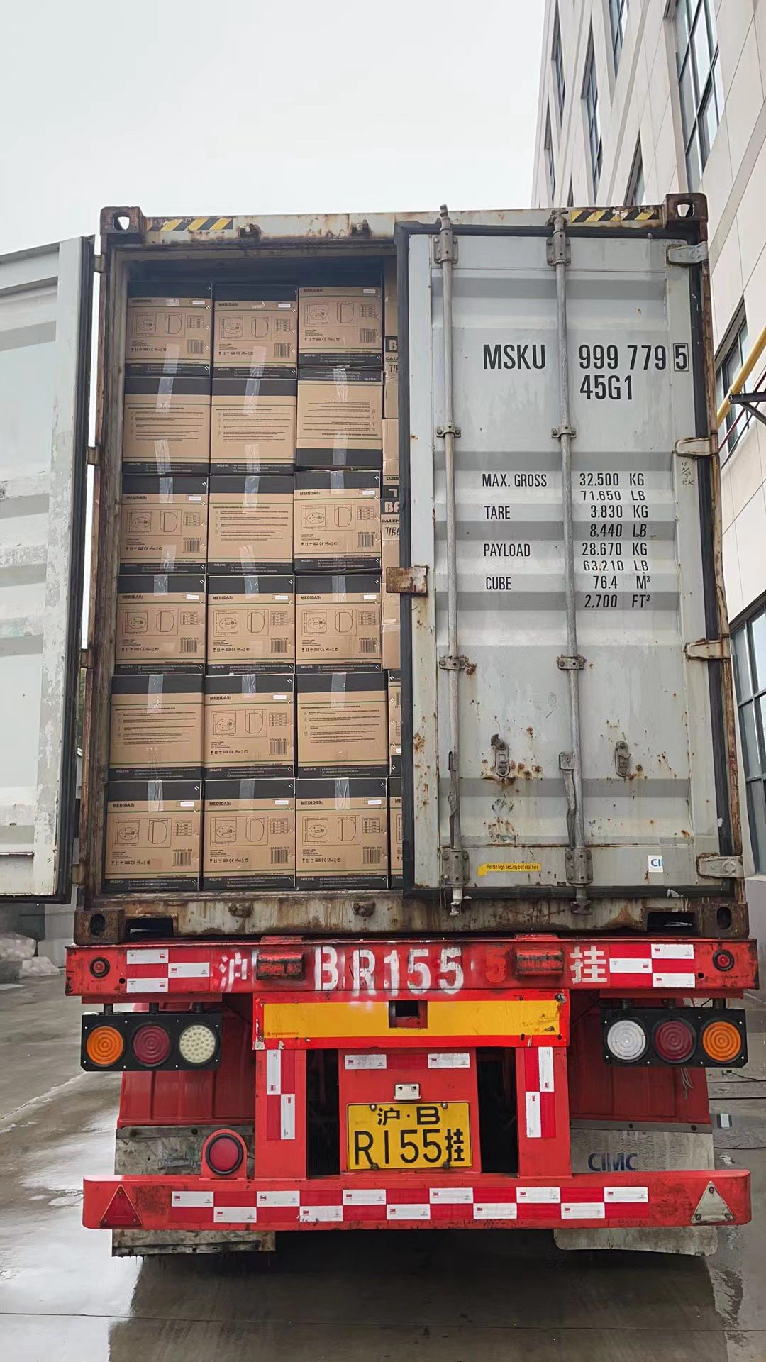 Loading exports